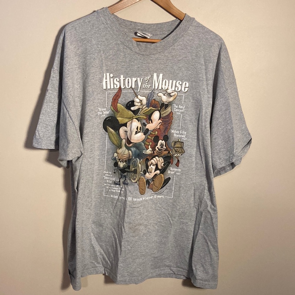 Disney, Mickey Mouse men’s T- gray size 2x. Fits big and tall.